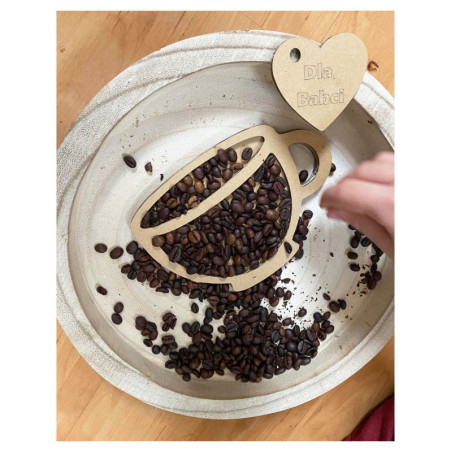 Filiżanka - dzień Babci i Dziadka - Wysypywanka sensoryczna