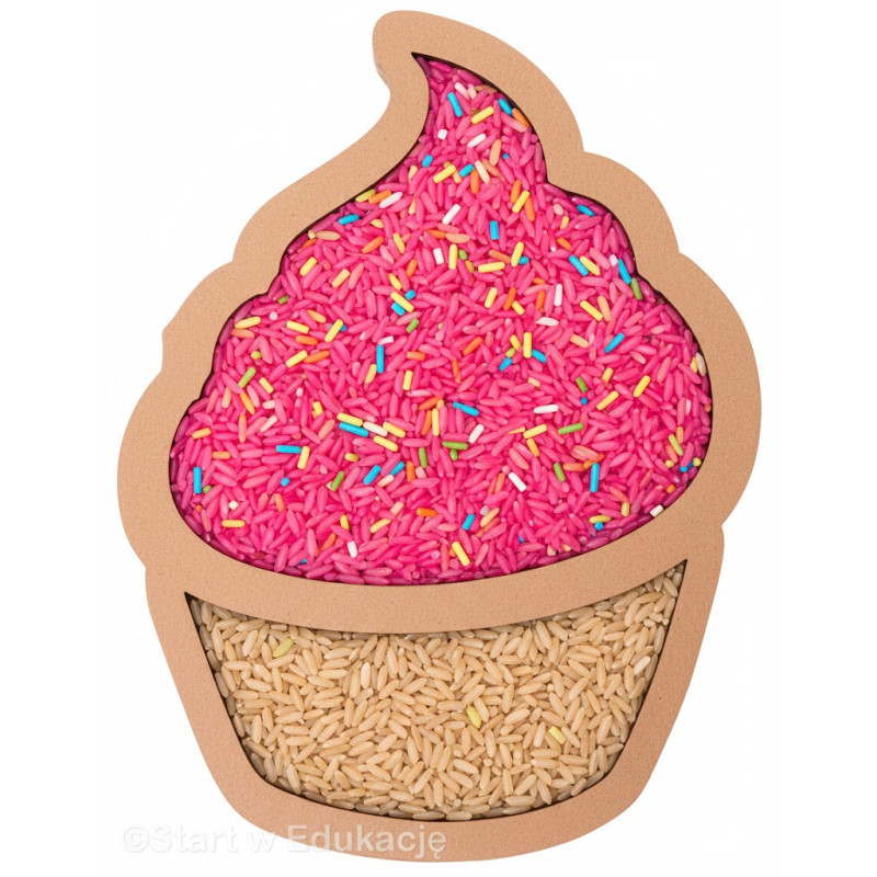 Babeczka z bitą smietaną - tłusty czwartek - Wysypywanka sensoryczna